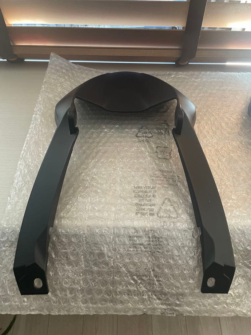 ドゥカティスクランブラーリアフェンダー