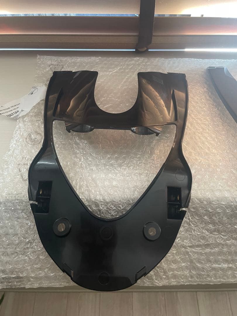 ドゥカティスクランブラーリアフェンダー