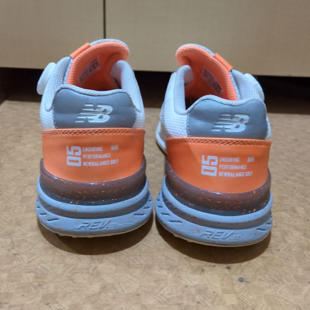 ニューバランスゴルフ 5周年記念 UGBS996A スパイクレスシューズ