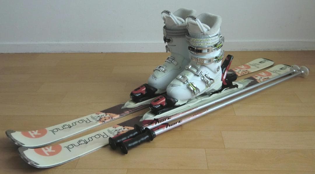 ■■送料無料■ROSSIGNOL■女性用スキー4点セット■板136/靴23.5■