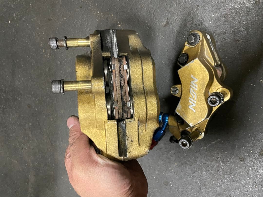 ZRX400 後期　ニッシン　nissin4potキャリパー