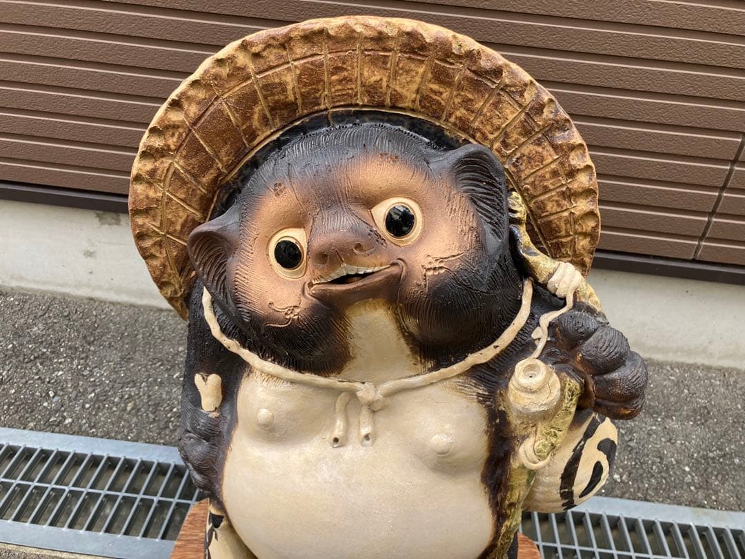 引取限定　たぬきの置物 大きな帽子 酒瓶付