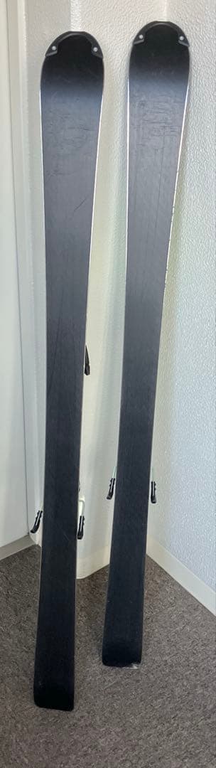 フォルクル(Volkl)ジュニアスキー板　130cm