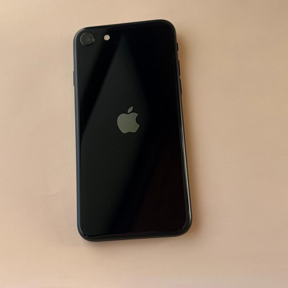 た*う様 美品 iPhoneSE 第3世代 SIMフリー ミッドナイト 64GB