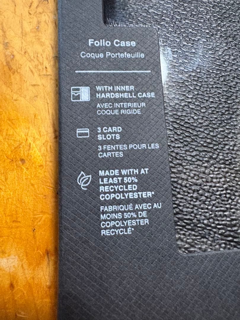 新品未使用　COACH iPhone16用　手帳型ケース