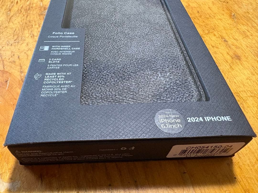 新品未使用　COACH iPhone16用　手帳型ケース