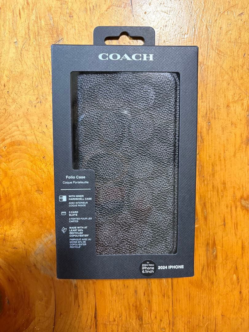 新品未使用　COACH iPhone16用　手帳型ケース