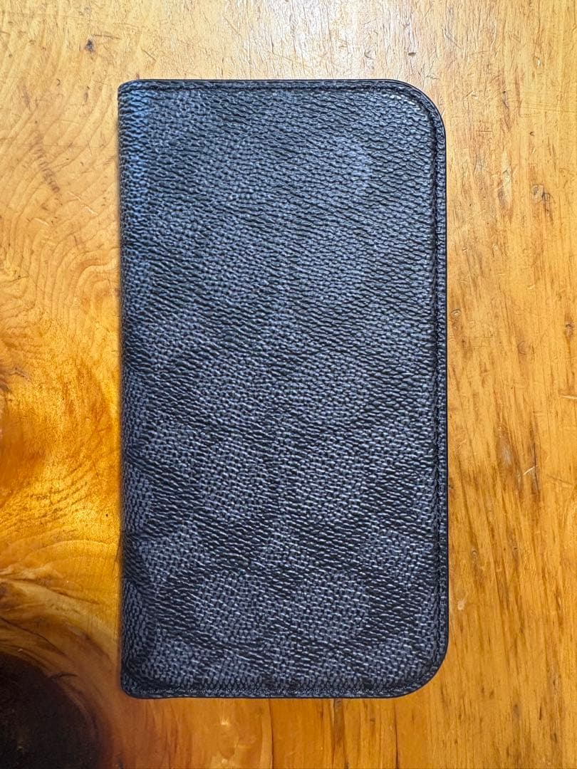 新品未使用　COACH iPhone16用　手帳型ケース