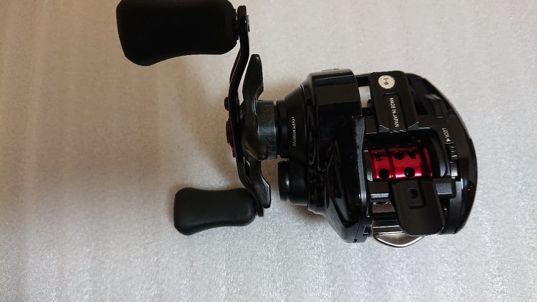 ダイワ　SS AIR TW リール