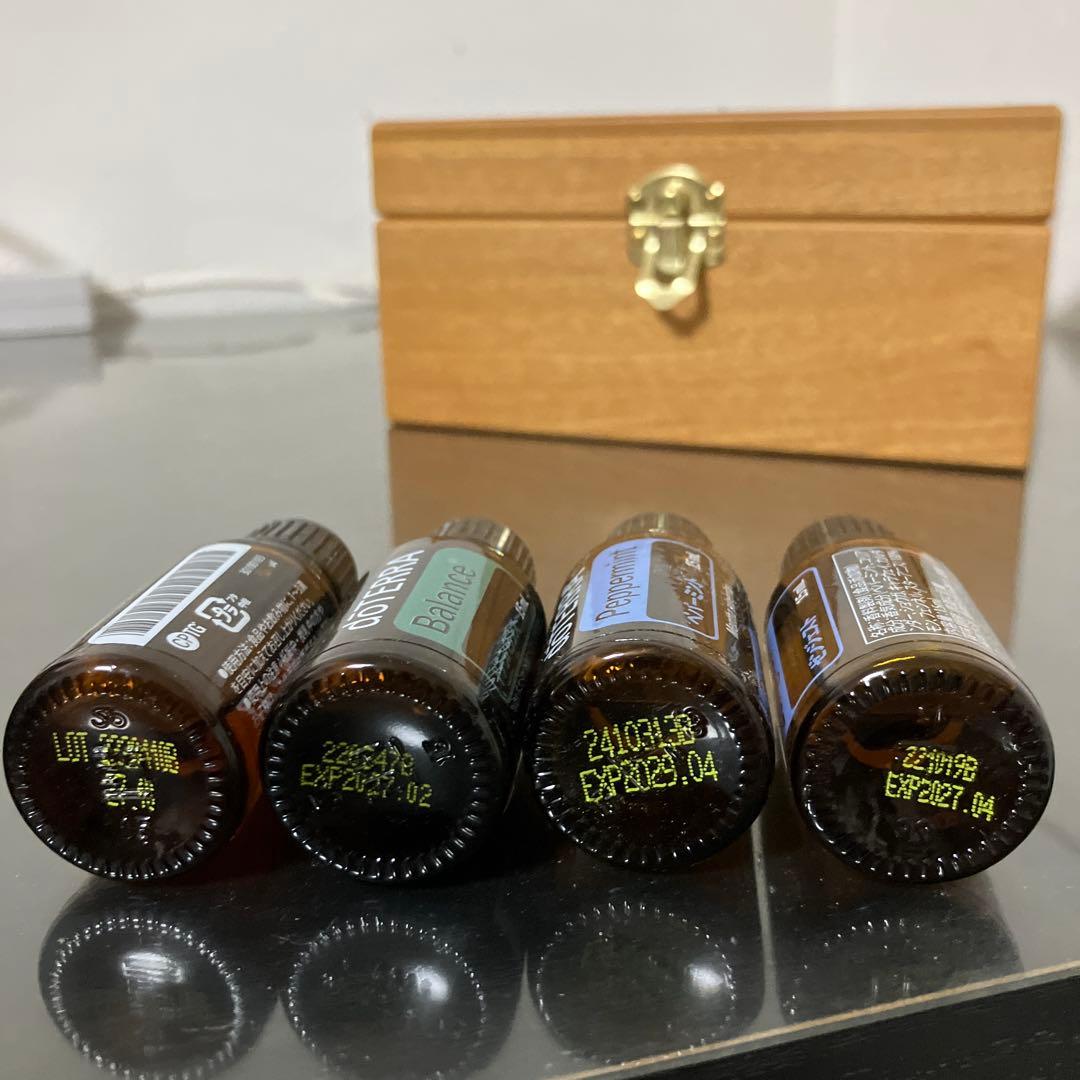 doTERRA エッセンシャルオイル 13本セット　木箱付き
