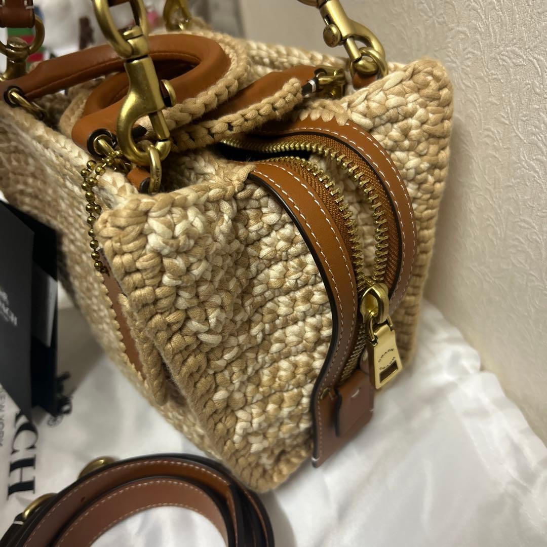 COACH ローグ20バッグ　クロシェ