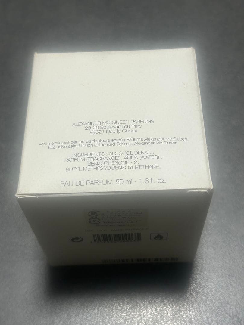【新品未使用】未開封✨️レア✨️アレキサンダーマックイーン キングダム50ml