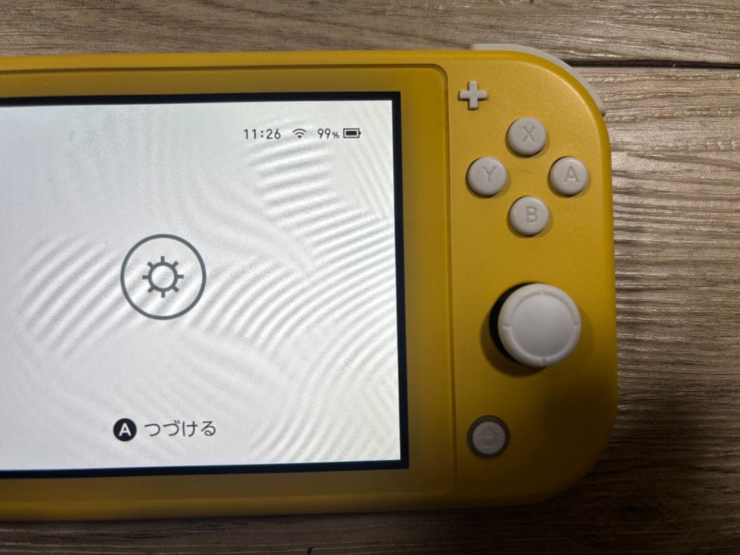 ■動作確認済■Switch LITE■イエロー■スティック交換済■おまけ付■