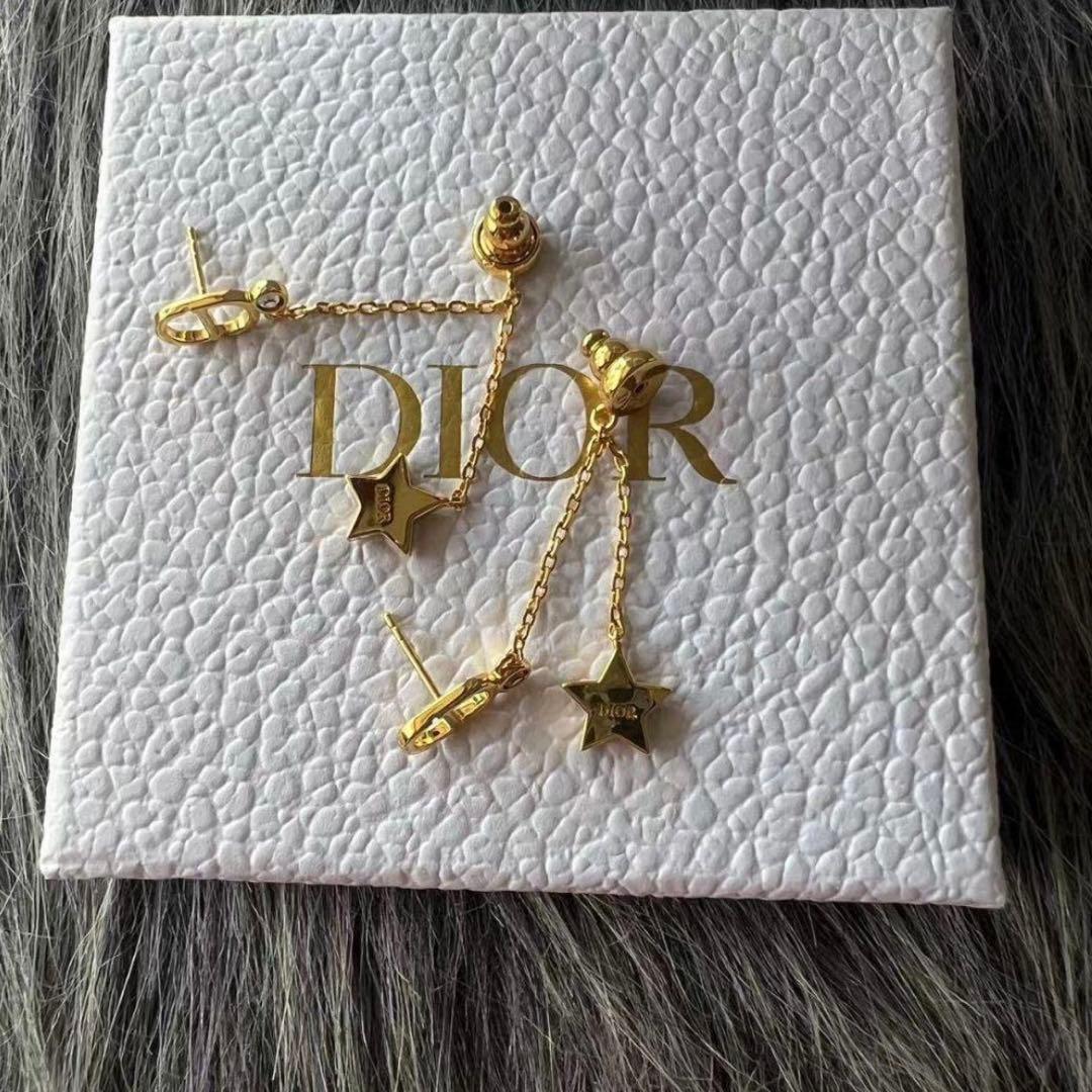 Diorディオール　PETITCDピアス　ゴールド　スター チェ