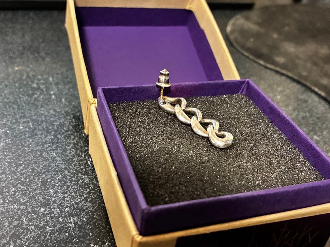 S*i様 Bloody Mary ブラッディマリーチェーンデザインピアス