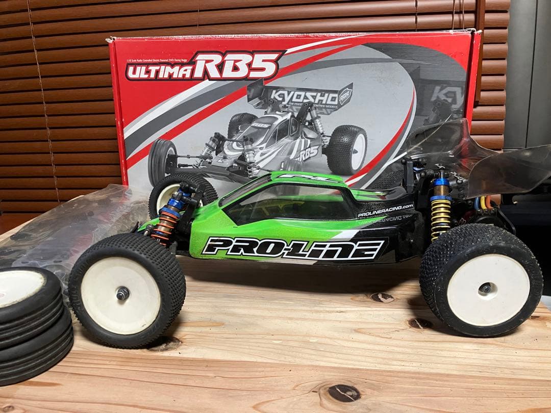 KYOSHO ULTIMA RB5 ホビーラジコン