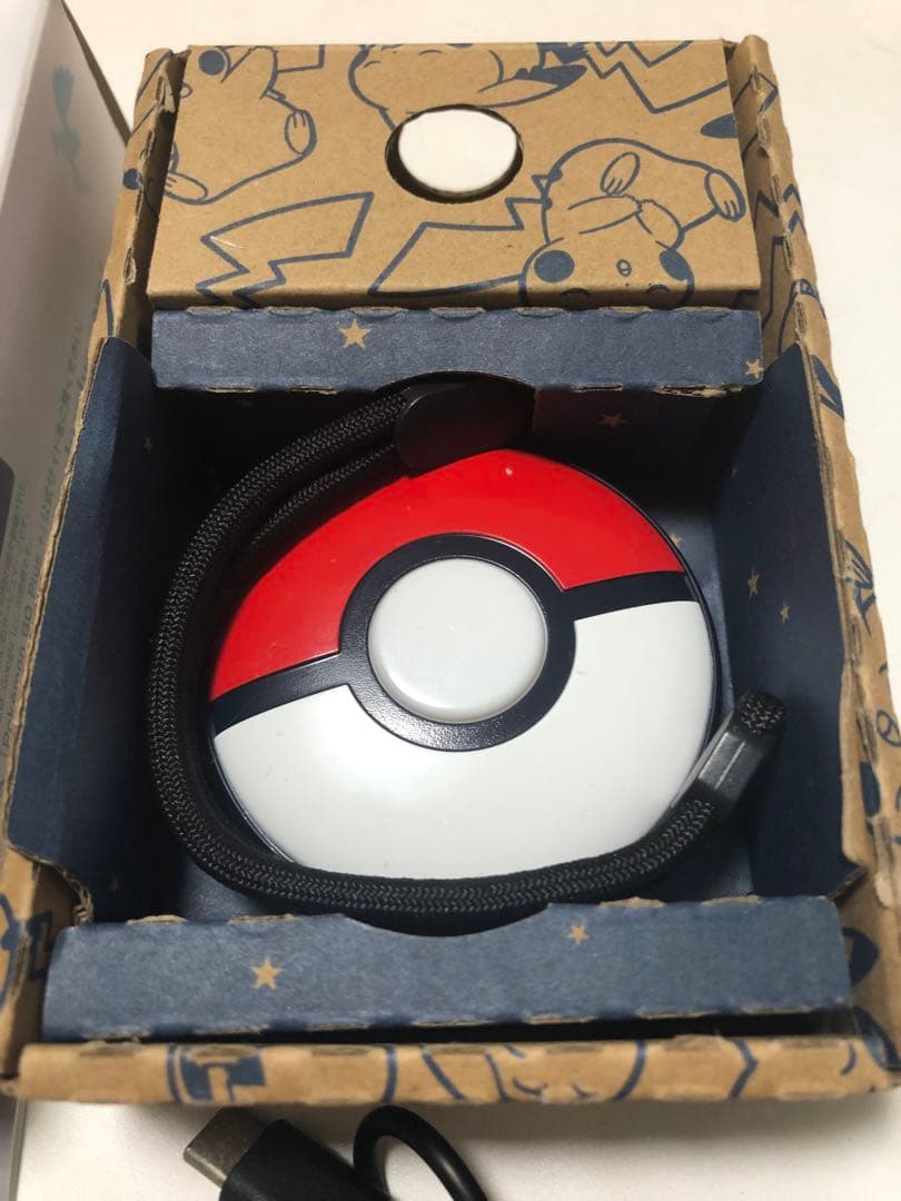 ♢送料込　大人気♢正規品　動作確認済み　Pokémon GOPLUS +