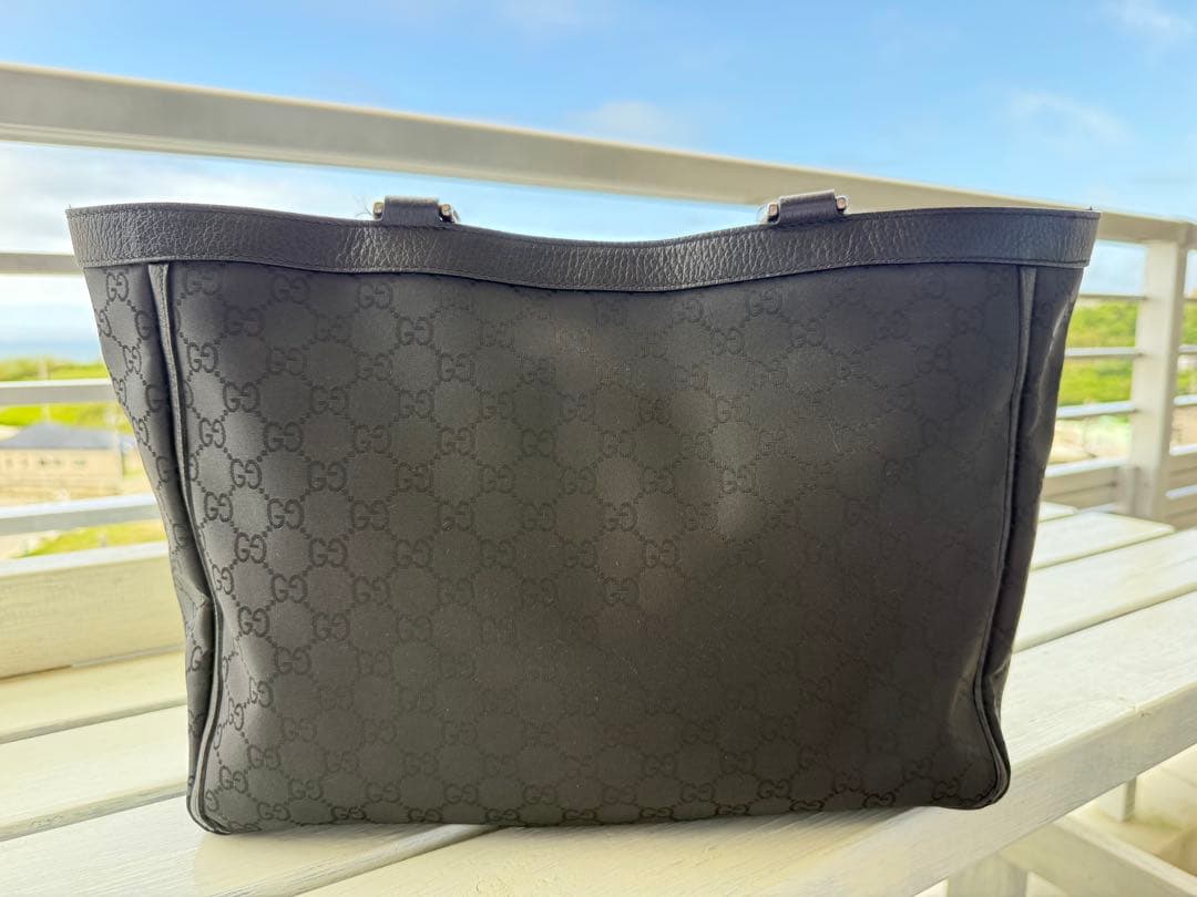 Gucci ブラック トートバッグ