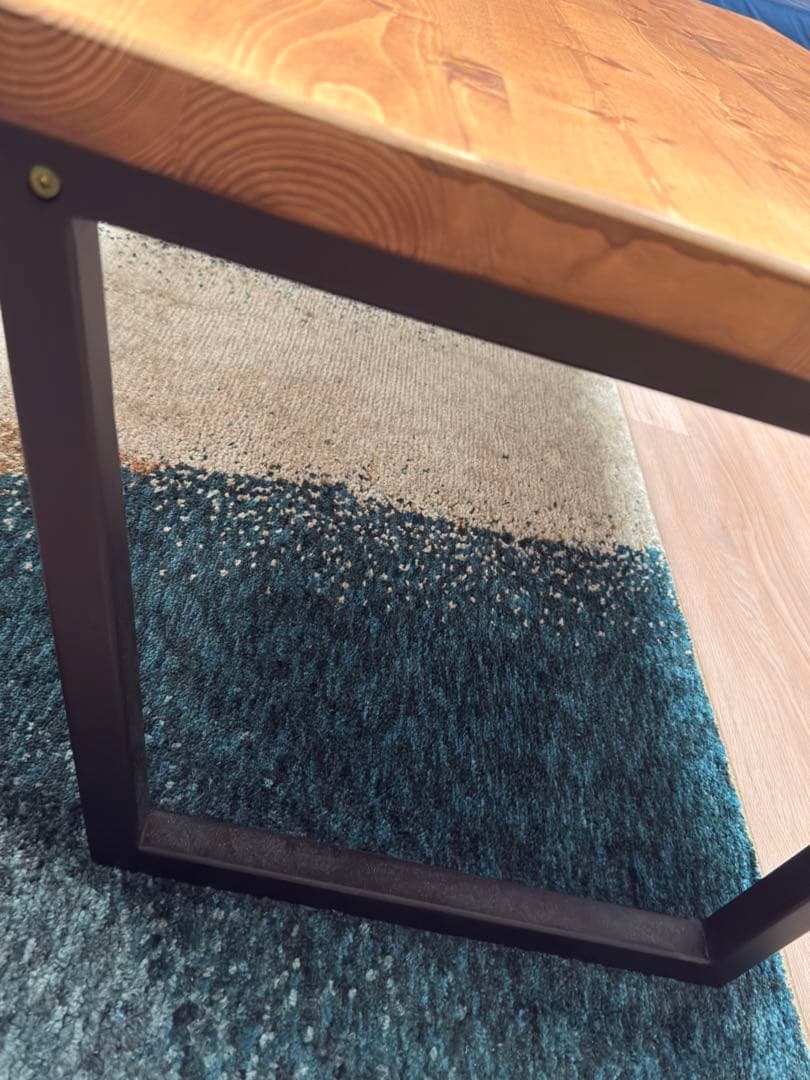 LOWYA 無垢材ローテーブル