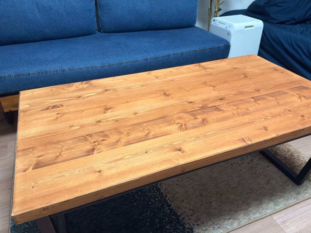 LOWYA 無垢材ローテーブル