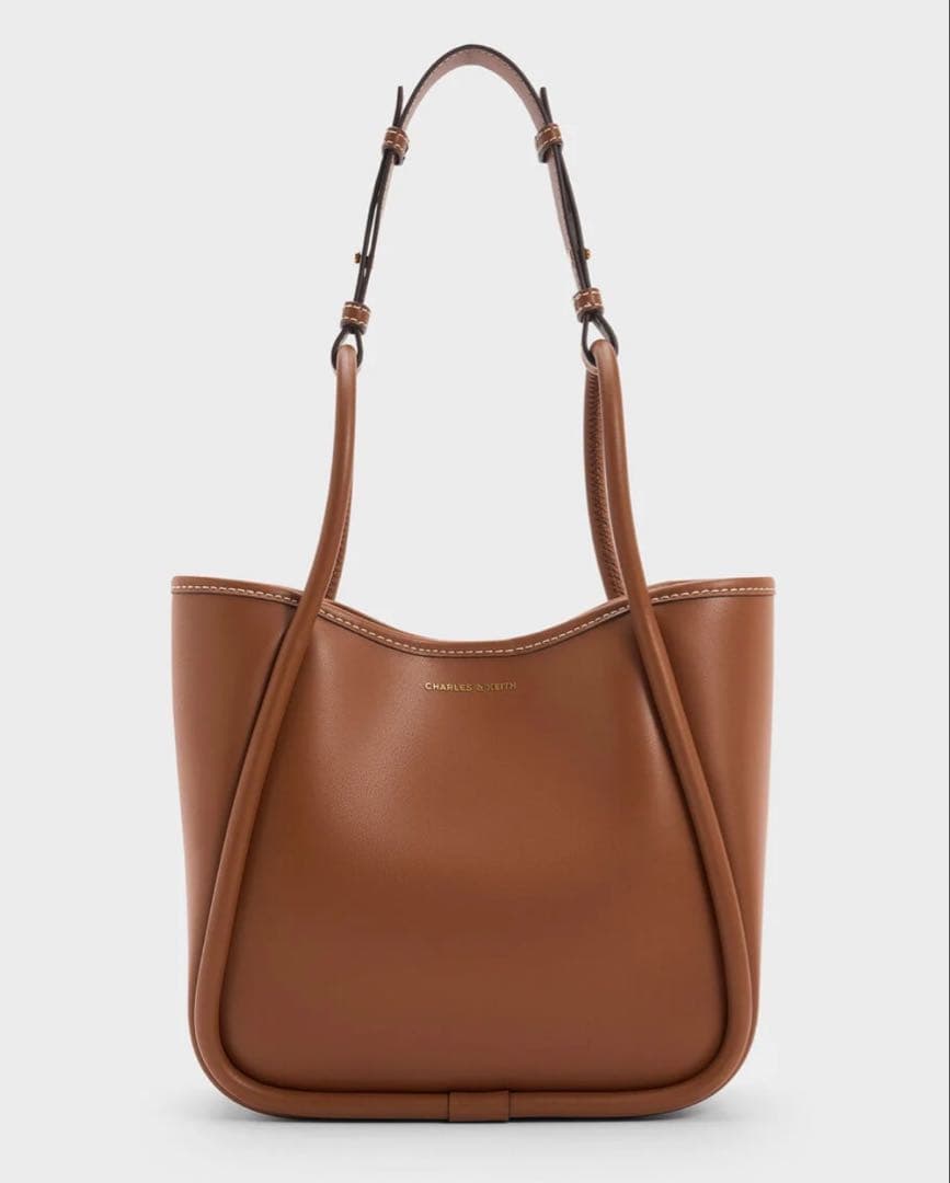 CHARLES & KEITH ミニライラ チューブラートートバッグチョコレート