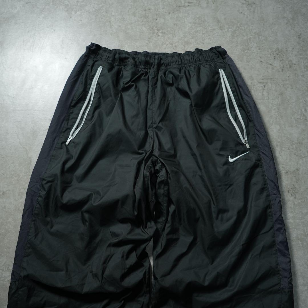 00s NIKE 中綿ナイロンパンツ 刺繍ロゴ バギーワイド ブラック y2k