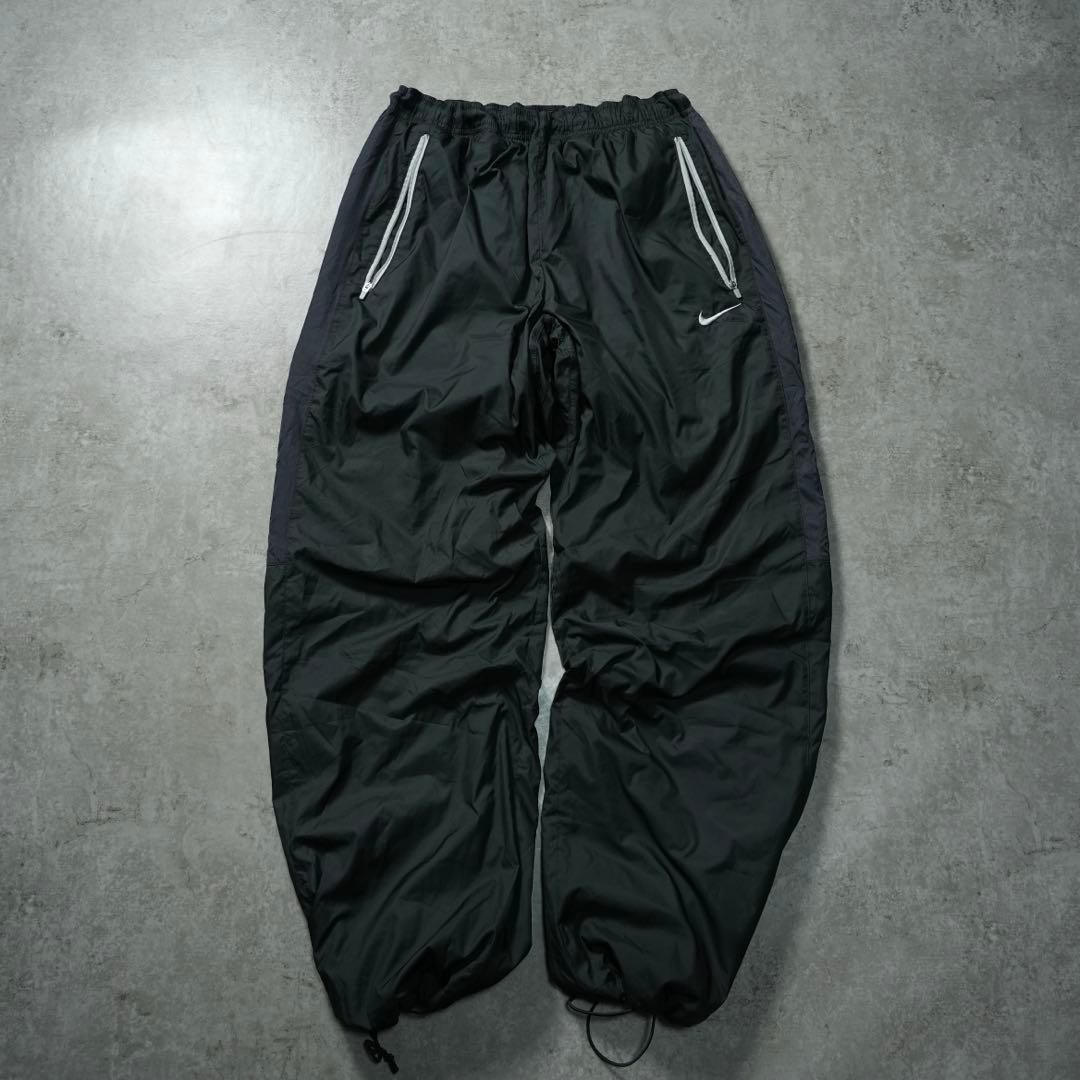 00s NIKE 中綿ナイロンパンツ 刺繍ロゴ バギーワイド ブラック y2k