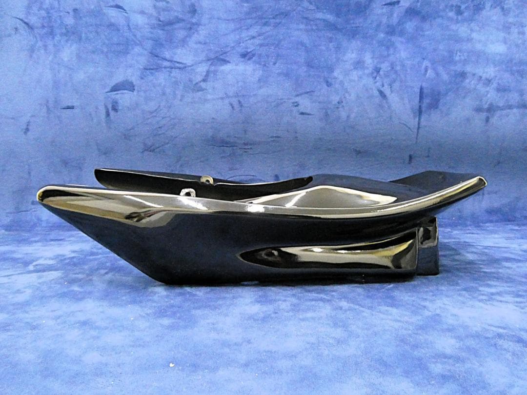 XJR400R　後期　CBX変身　テールカウル　黒＋紅黒　/　塗装　ブラック