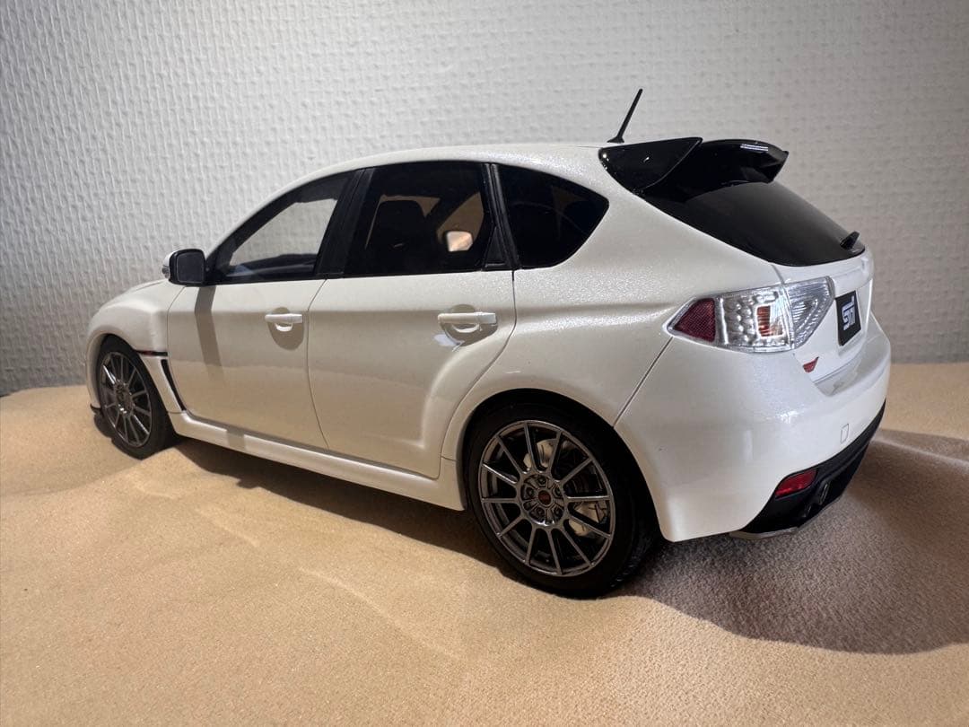 スバル WRX STI ホワイト ミニカー1/18