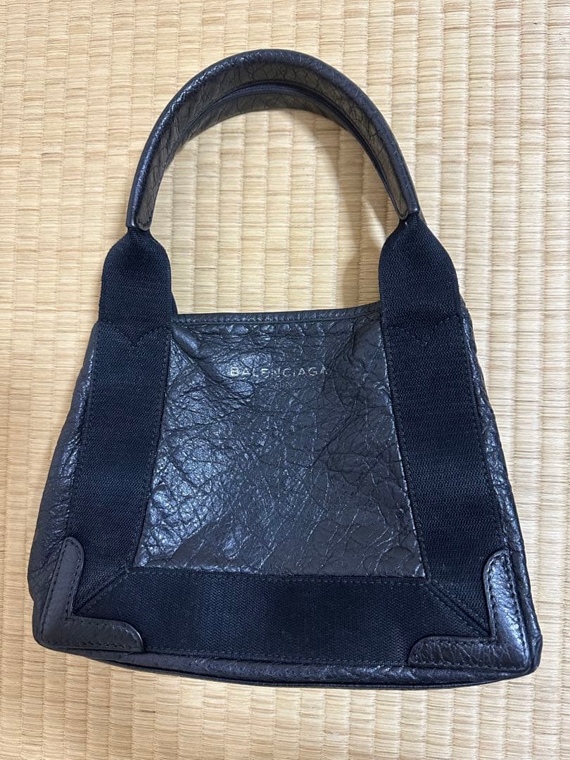 バレンシアガ　BALENCIAGA　ハンドバッグ　カバスS　レザー　ブラック