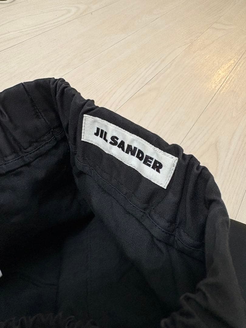 【送料無料】JIL SANDER クロップドパンツ ブラック48