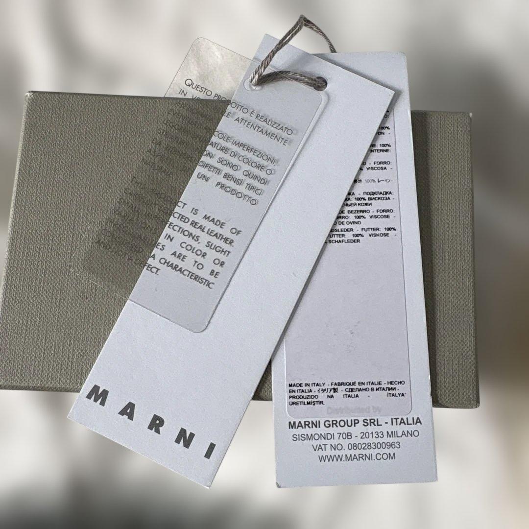 MARNI ネイビー 三つ折り財布　マルニ　レザー