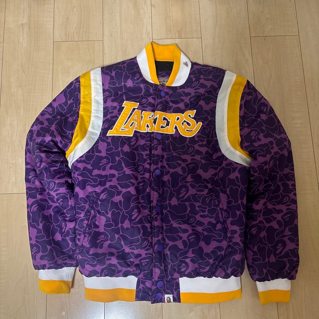 BAPE LAKERS スタジャン Lサイズ