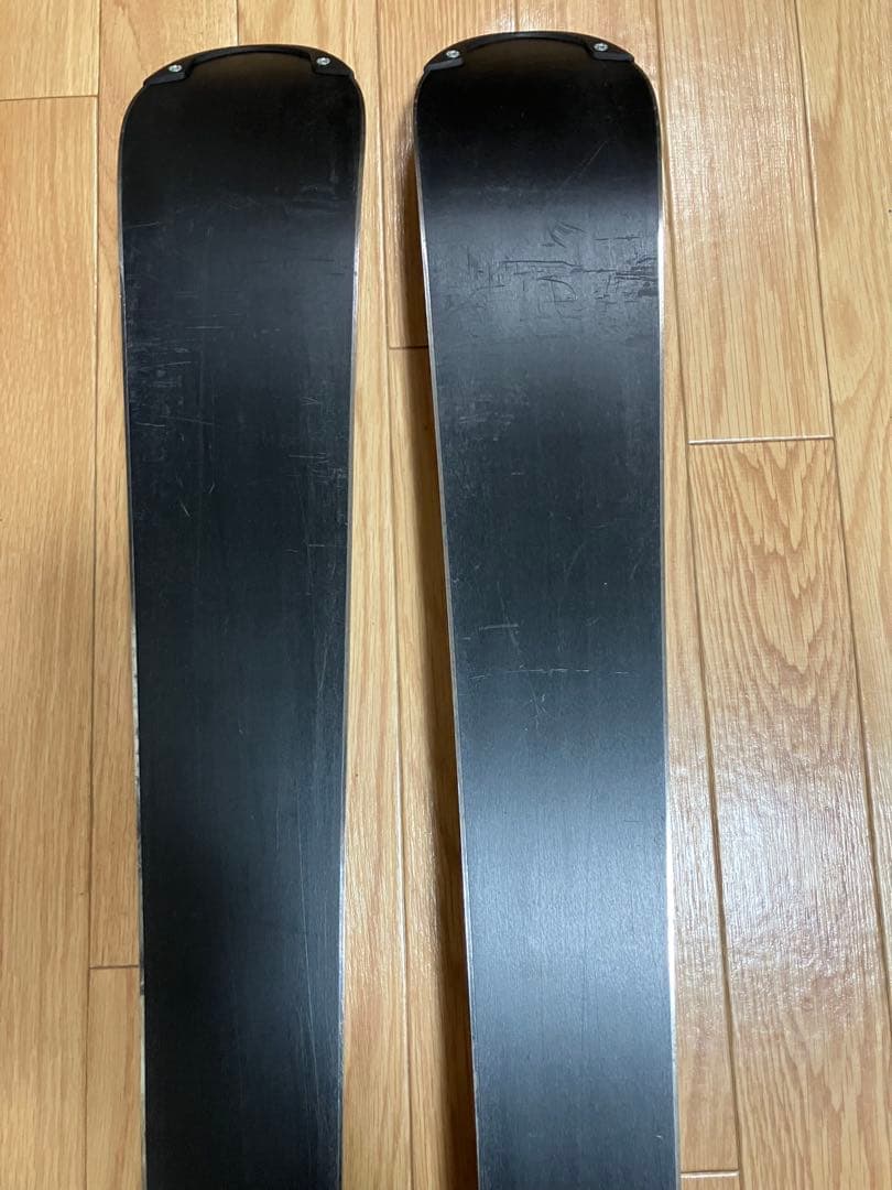 フォルクル　カービングスキー