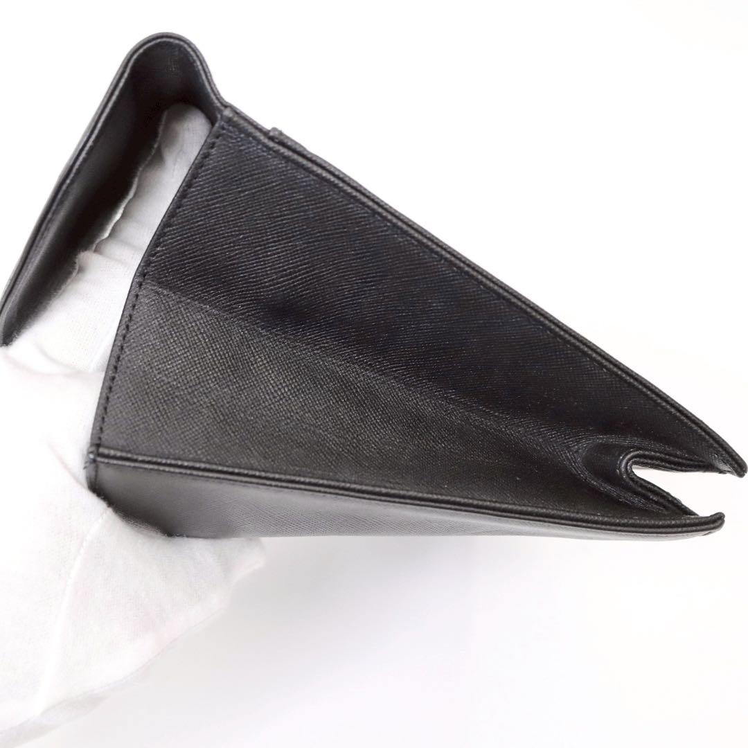 イブサンローラン　YSL ロゴ型押し　クラッチバッグ　ブラック