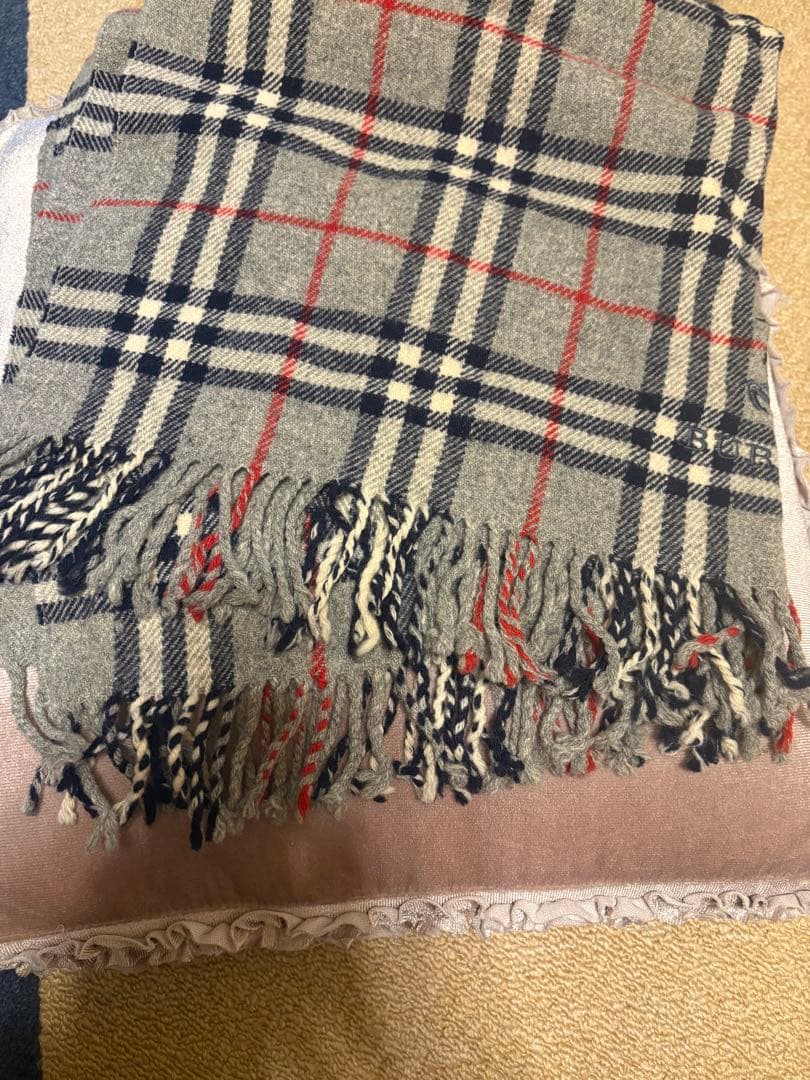 Burberry ひざ掛け マフラーセット