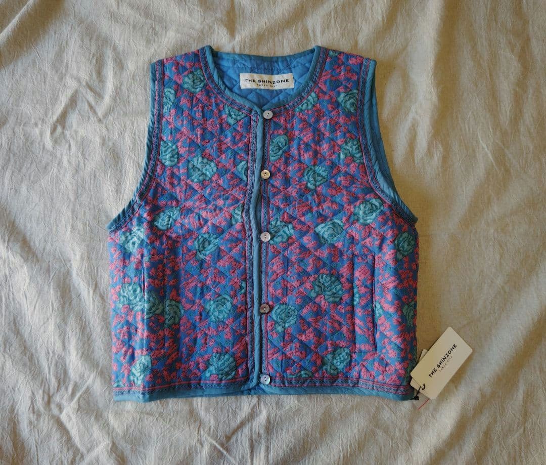Shinzone コットン フラワープリント キルティング ホーリー ベスト