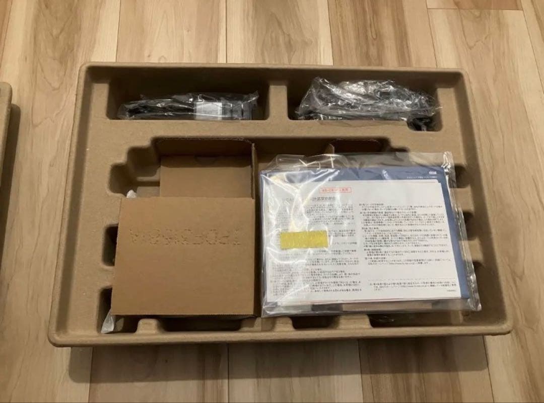 Panasonic VIERA UN-15L11 15インチポータブルテレビ