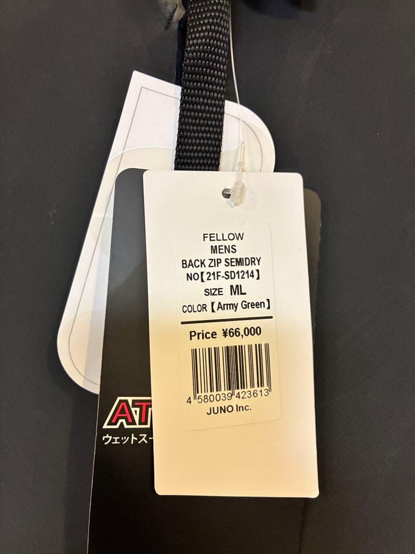 FELLOW セミドライ　試着のみ　バックジップ　5ミリ3ミリ　ウェットスーツ