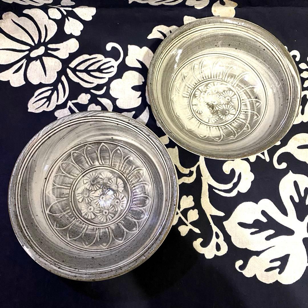 唐津焼作家　中里太亀　三島茶碗・鉢　刷け目　在銘有り・箱無し　二客組　茶道具②