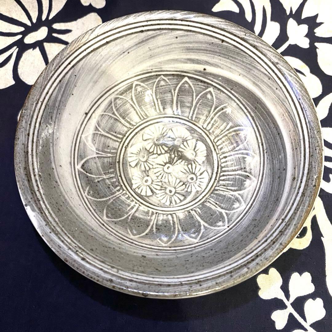 唐津焼作家　中里太亀　三島茶碗・鉢　刷け目　在銘有り・箱無し　二客組　茶道具②