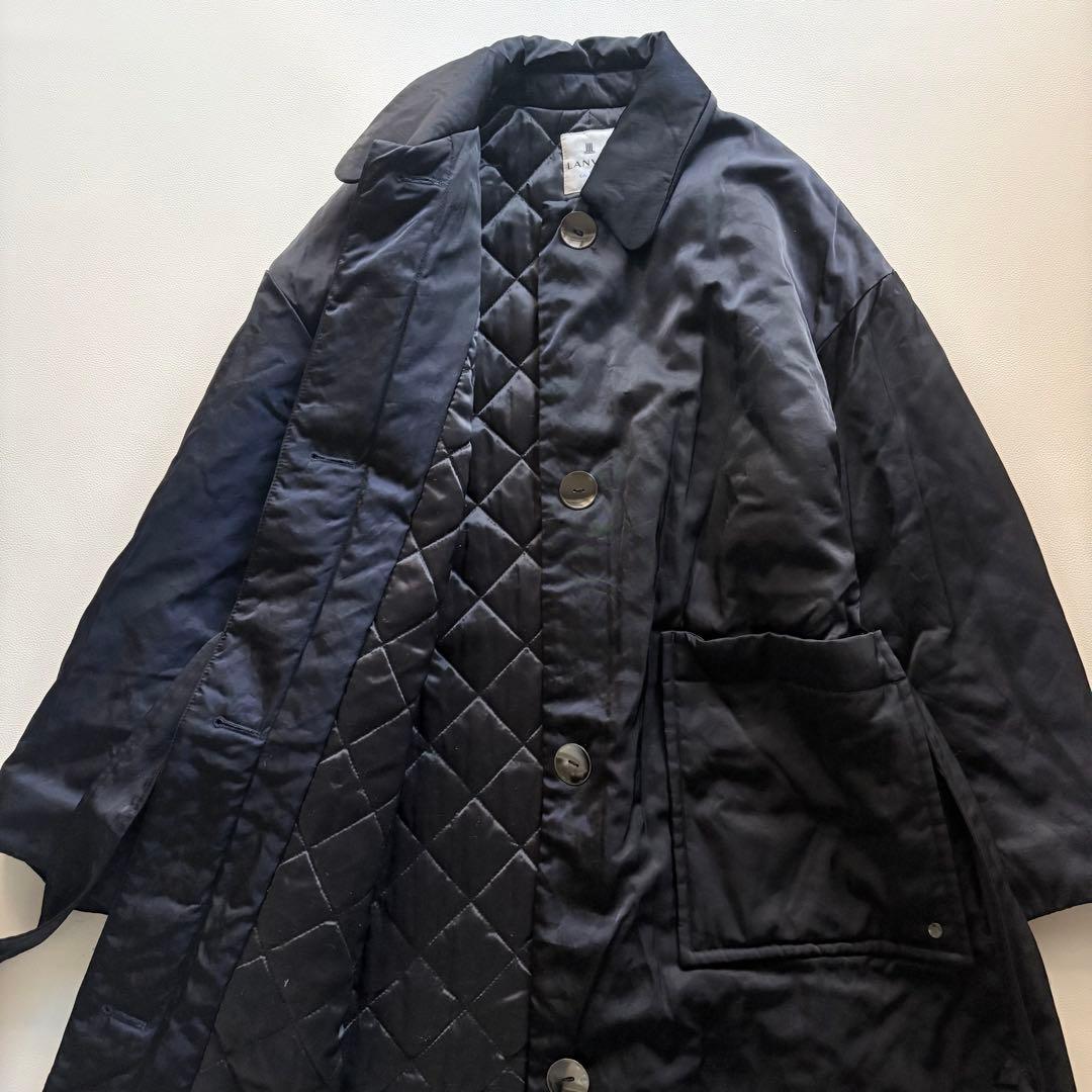LANVIN ランバンオンブルー　 中綿コート　ネイビー　ベルトあり　光沢