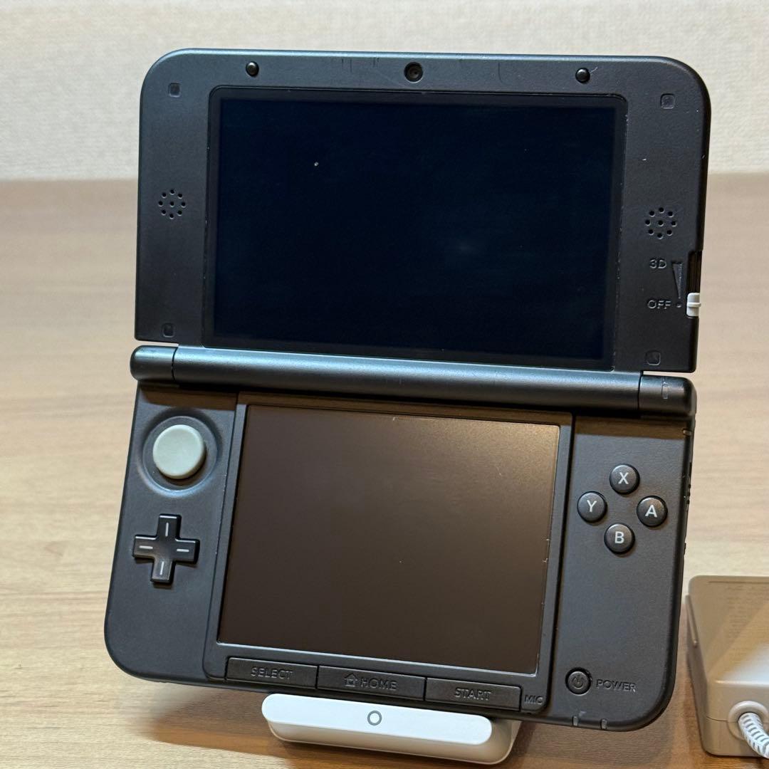 6-011 ニンテンドー3DS LL シルバー×ブラック