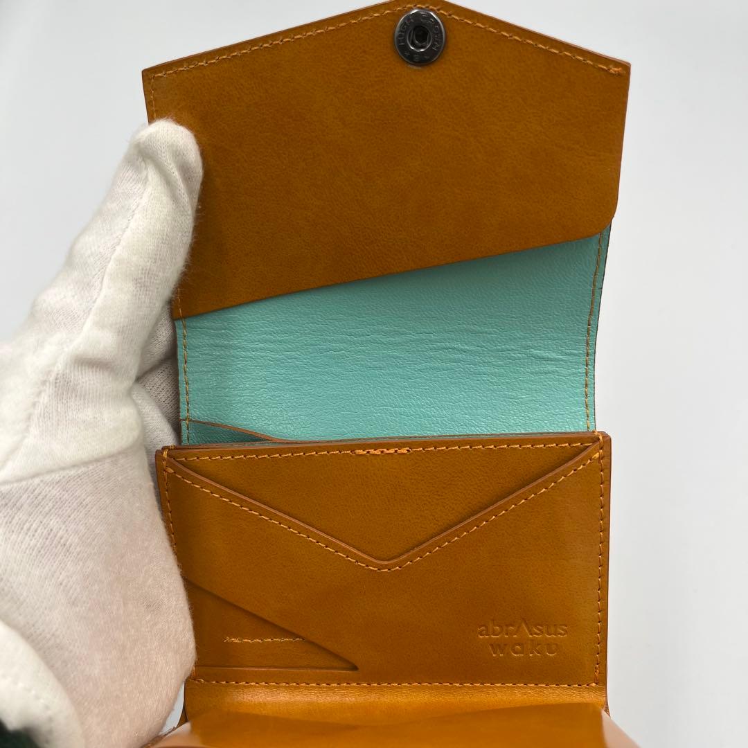 ✨新品未使用品✨現行✨abrAsus waku　いっぱい入る小さい財布　イエロー