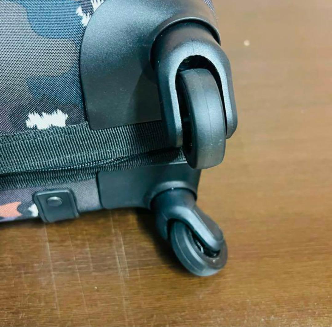 PAUL&JOE×EASTPAK コラボ キャリーバッグ　カモフラ