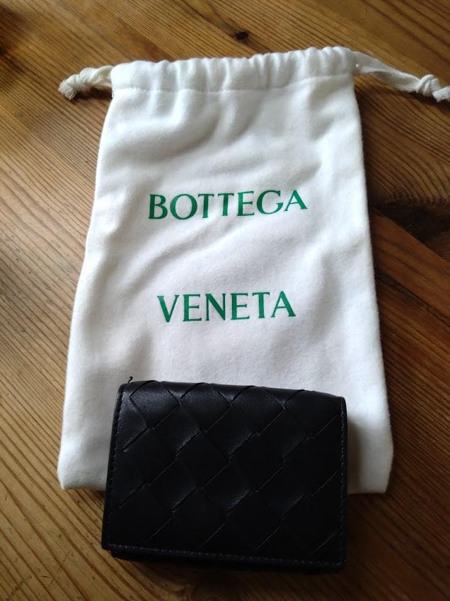 しょう　BOTTEGA VENETA 三つ折り財布 ブラック