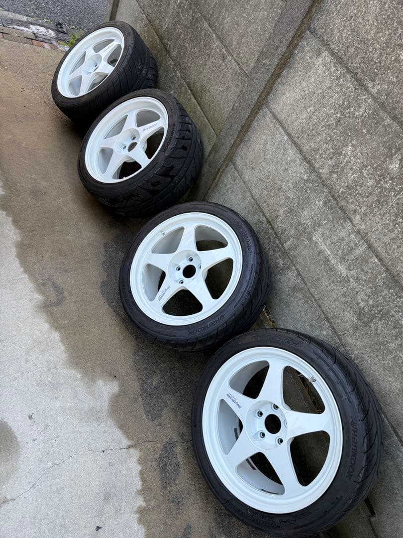 リーガマスターEVO2 18インチ9.5J+45 8.5J+38 2本ずつ計4本