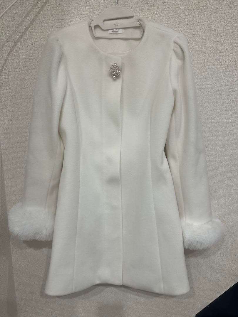 evelyn ビジューコート2025