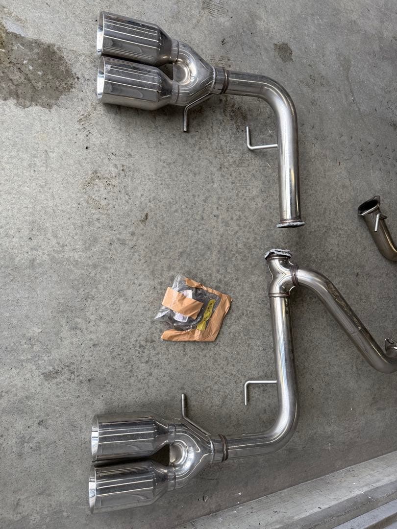 か*た様 GR86 ZN8 社外マフラー メーカー不明 センターパイプ 中古品