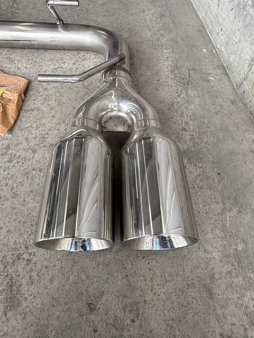 か*た様 GR86 ZN8 社外マフラー メーカー不明 センターパイプ 中古品